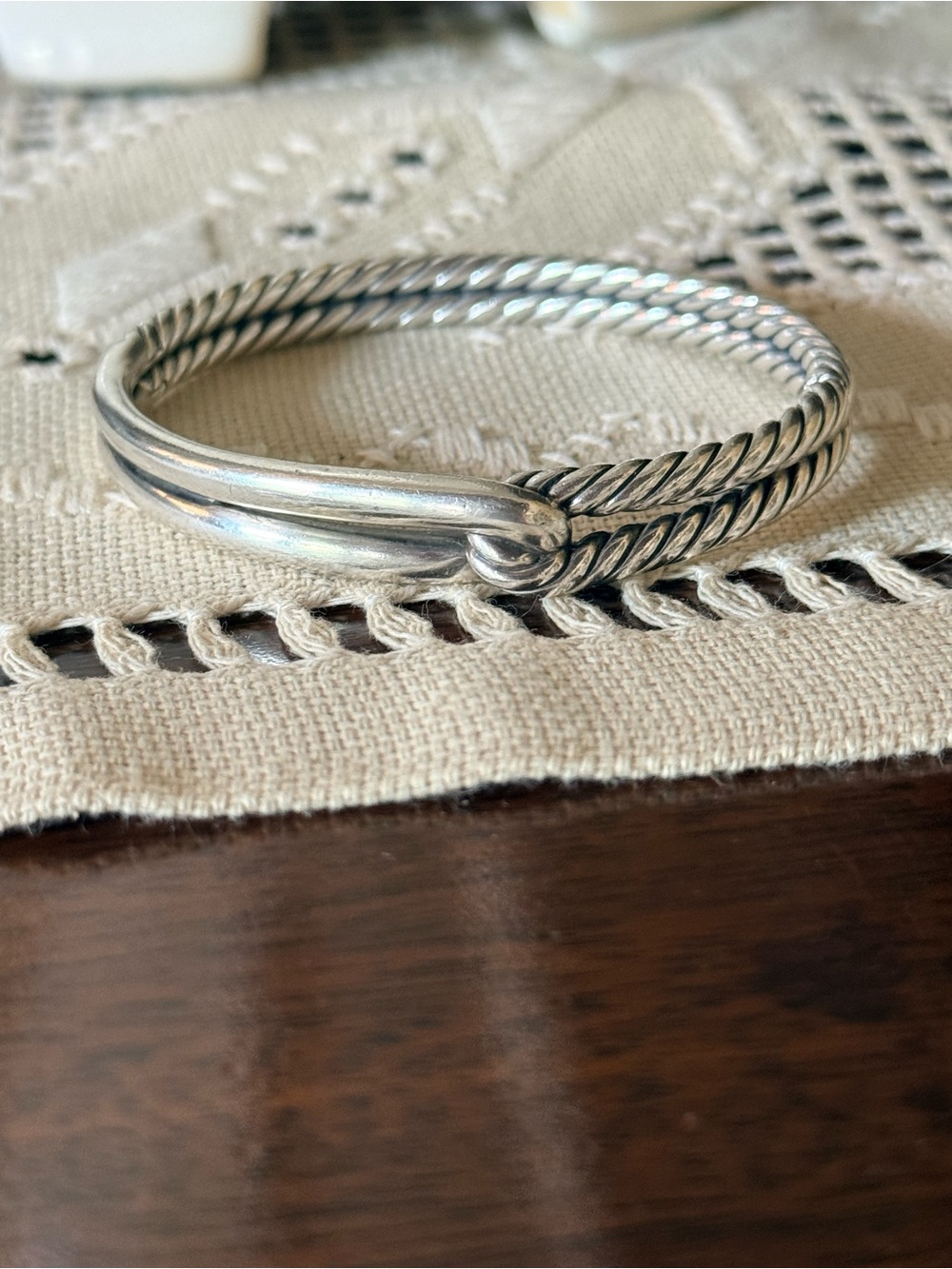 David Yurman Authentic Sterling Silver 10mm Single Loop Labyrinth Bracelet. EUC